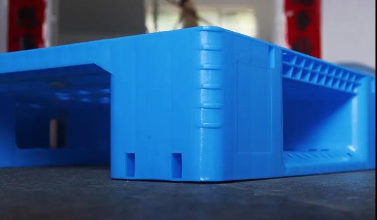 塑料托盤生產(chǎn)中輕微色差如何調(diào)控？