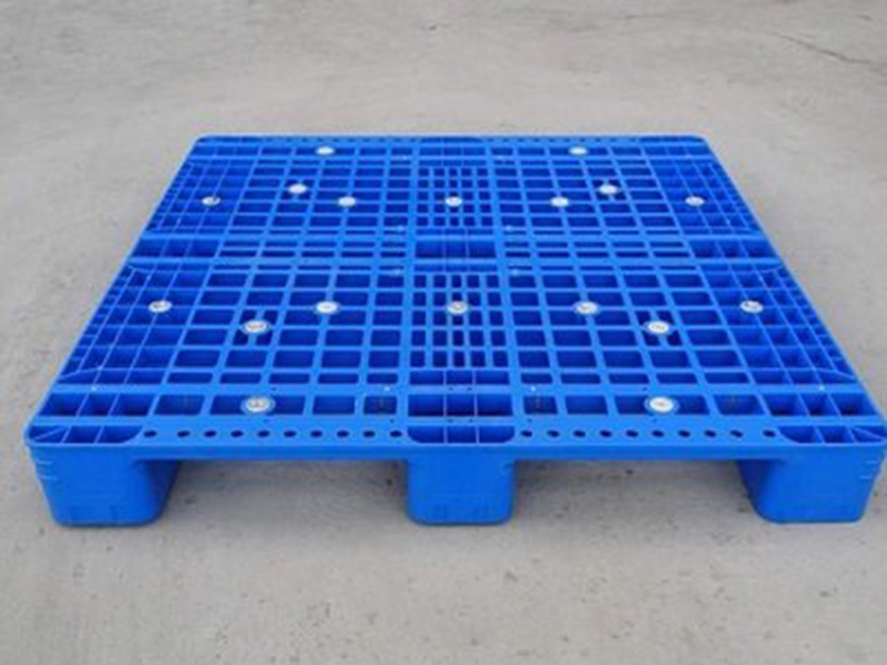 塑料托盤的優(yōu)點(diǎn)有哪些？