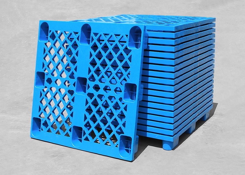 九腳網(wǎng)格塑料托盤：服裝行業(yè)高效物流的得力助手