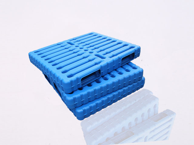 什么是吹塑托盤,吹塑托盤有哪些優(yōu)勢特點(diǎn)？