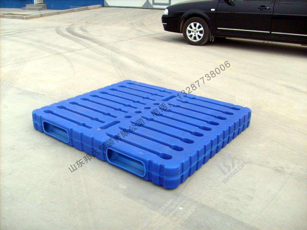 邦達(dá)包裝吹塑托盤特點介紹