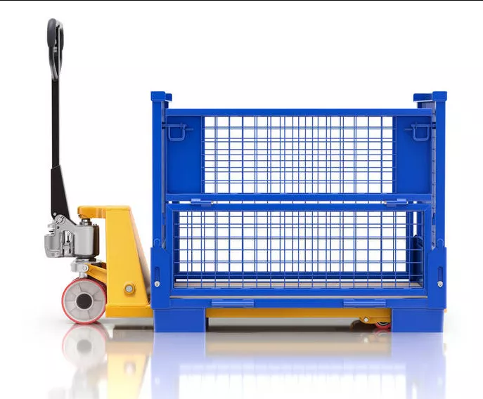 叉車塑料托盤使用有什么優(yōu)勢呢？使用叉車塑料托盤需要注意哪些？